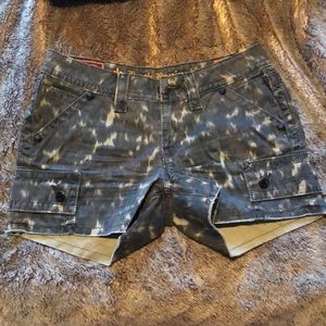Rock Revival Camo (ish) Shorts